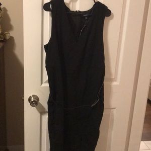 Black, V-neck pointe dress. Never been worn!